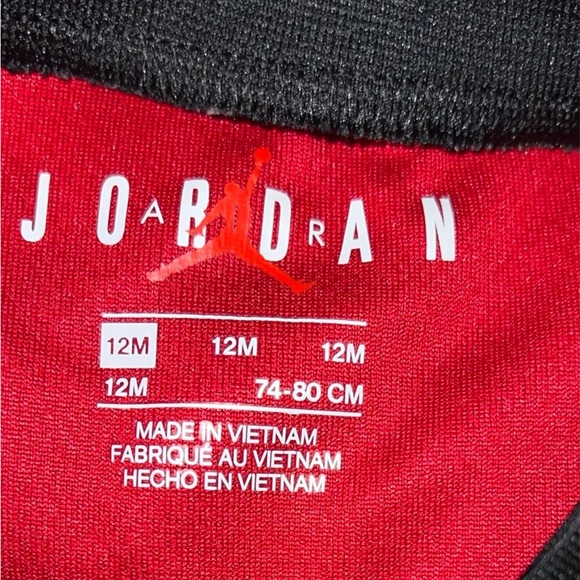 Jordan Kids Red and Black Jersey Set - Picture 5 of 6